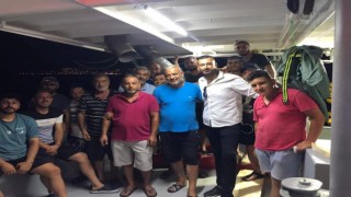 Didim açıklarında hamsi ve sardalya bereketi