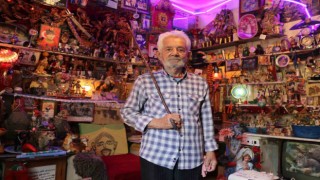 Diyarbakırda 58 yıldır topladığı antikalarla evini müzeye çevirdi
