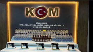 Diyarbakırda kaçak alkol ele geçirildi: 5 gözaltı