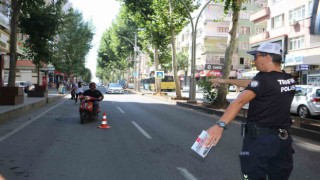 Diyarbakırda motosiklet sürücülerine “Kaskınla yol ver hayata” sloganıyla denetim gerçekleştirildi