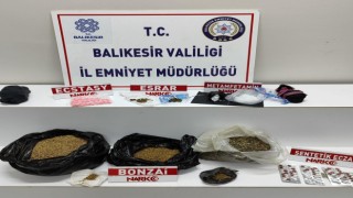 Edremitte narkotik operasyonları: Çok miktarda uyuşturucu madde ele geçirildi