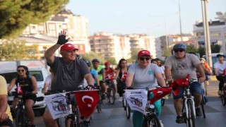 Efelerde pedallar çevre dostu ulaşım için döndü