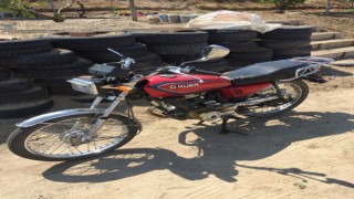 Elazığda hırsız park halindeki motosikleti çaldı
