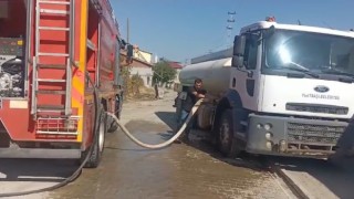 Elazığda ot yangını eve ve ahıra sıçramadan söndürüldü