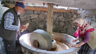 Erzurumda baba yadigârı su değirmeni