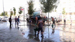 Erzurumda temizlik timleri işbaşında