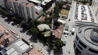 Eskişehir Büyükşehir Belediyesi koruma altında olan camiyi yıkmak için mahkemeye başvurdu