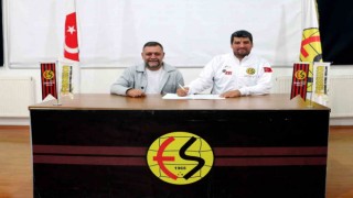 Eskişehirspor Fabrika Futbol Gelişim Akademisine yeni antrenör