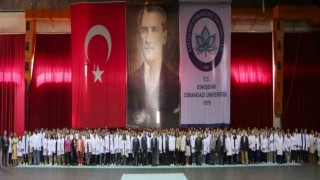 ESOGÜ Tıp Fakültesinin yeni öğrencileri beyaz önlüklerini giydi