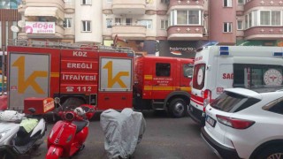 Evde sinir krizi geçiren kadın ekipleri alarma geçirdi