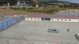 Evlat acısını yüreğine gömüp görevine döndü