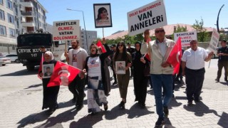Evlat nöbetindeki anne: “Çocuklarımızı alana kadar mücadelemizi sürdüreceğiz”