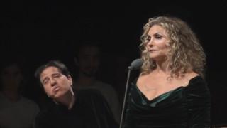 Fazıl Say, babası Ahmet Say için piyanonun başına geçti