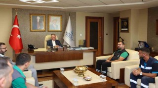 Geçici işçilerin beklediği müjdeli haberi Başkan Büyükakın duyurdu