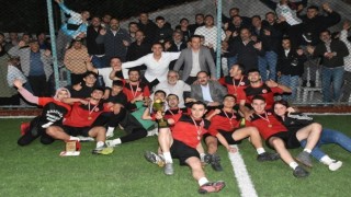 Geleneksel Halı Saha Futbol Turnuvasının şampiyonu Erenköy oldu