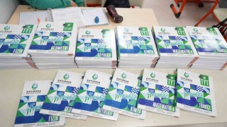 Gençlik Merkezi öğrencilerine kaynak kitap