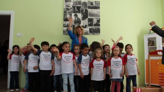 Gülben Ergen, 11 Afet Bölgesinde 11 Anaokulu Projesini Devam Ettiriyor