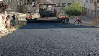 Hakkaride 4 semt ilk defa asfalta kavuştu