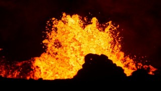 Hawaiide Kilauea Yanardağı faaliyete geçti