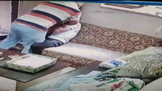 Hırsız çalışana patron dayağı kamerada: Elinden zor kurtuldu