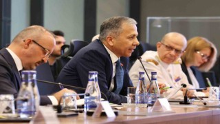 İçişleri Bakanı Yerlikaya, Malezya İçişleri Bakanı İsmail ile bir araya geldi