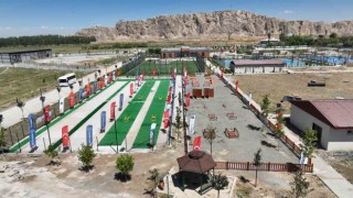 İpekyolu Belediyesinden yeni modern parklar