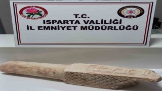 Ispartada Büyük Selçuklu dönemine ait mermer sütun ele geçirildi