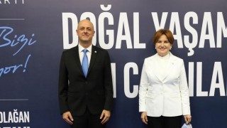 İYİ Parti’nin İzmir adayı Ümit Özlale oldu