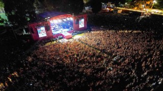 İzmir Fuarında unutulmaz gece