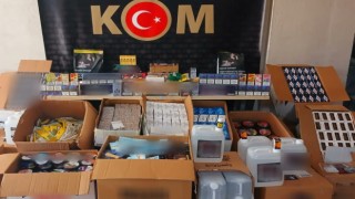 İzmirde 9 ilçede 12 kaçakçılık operasyonu