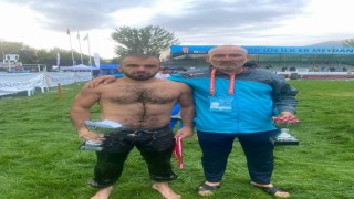 İzmitli pehlivanlar dereceleriyle gururlandırdı