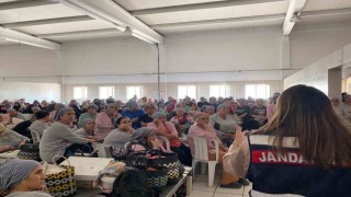Jandarma ekipleri kadınları bilgilendirdi