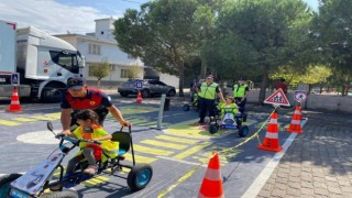 Kadıköyde öğrencilere trafik eğitimi
