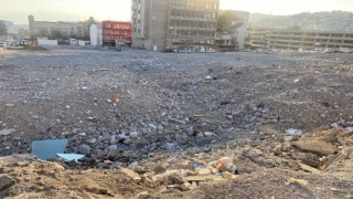 Kahramanmaraşta 85 iş yerinin bulunduğu handan geriye boş bir arazi kaldı