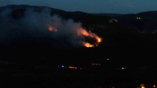 Karabükteki orman yangınını söndürme çalışmaları karadan sürüyor