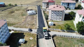 Karsta yol yapım çalışmaları devam ediyor