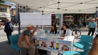 Kastamonuda “Halk Sağlığı Sokağı” kuruldu, vatandaşlara ücretsiz sağlık testleri yapıldı