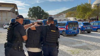 Katilleri yakalamak için 72 saatlik görüntü saniye saniye incelendi