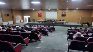 Kaymakam Tosun, 8. ve 12. sınıf öğrencileriyle bir araya geldi