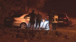 Kayseride sel: Araçlar yolda kaldı, birçok evi ve işyerini su bastı