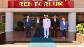 Kdz. Bölge Komutanı Uğurdan Rektör Özölçere ziyaret
