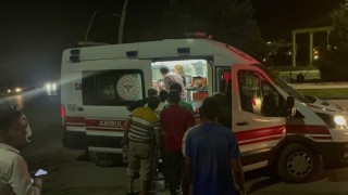Kiliste iki grup arasındaki tekmeli yumruklu kavga kamerada