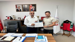 Kocaeli İtfaiyesi, afetlere karşı gönüllüleri eğitiyor