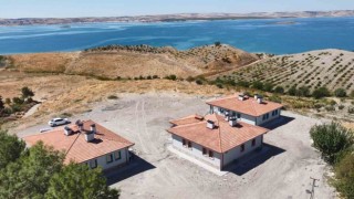 Köy evleri göz kamaştırıyor