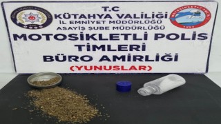 Kütahyada Yunus Timlerince 2 kişinin üzerinde uyuşturucu ele geçirildi