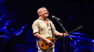 Levent Yüksel 30. yıla özel Senfonik Orkestrası ile konser verecek