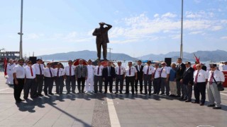 Marmariste Gaziler günü anma törenleri çelenk sunma merasimi ile başladı