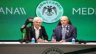 Medicana ile Konyaspor sağlık sponsorluğu anlaşmasını tazeledi