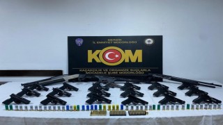 Mersinde 23 ruhsatsız silah ele geçirildi