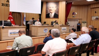 Belediye meclisinde eğitim ve sanata destek verilmesi kabul edildi.